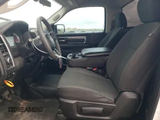 2022 Ram 1500 Tradesman with VIN 3C6JR6DG2NG395748, listed as a Copart auction lot 44686895 with 32,991 mi miles and Salvage title. Bid and sale history available at DreamBid. Image 7.