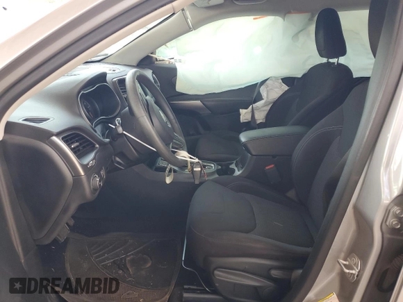 2019 Jeep Cherokee Latitude with VIN 1C4PJLCB2KD221024, listed as a Copart auction lot 63835365 with 61,364 mi miles and Salvage title. Bid and sale history available at DreamBid. Image 7.