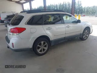 2013 Subaru Outback Limited с VIN 4S4BRCPC7D3259715, выставлен на аукционе IAAI как лот 42594425 с пробегом 193 867 миль миль и . История ставок и продаж доступна на DreamBid. Изображение 4.