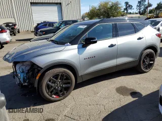 2024 Chevrolet Blazer LT z VIN 3GNKBJRS0RS133187, wystawiony jako Copart lot #72171544 z przebiegiem 4 845 mil mil oraz Szkoda całkowita • Salvage title. Historia ofert i sprzedaży dostępna na DreamBid. Obrazek 1.
