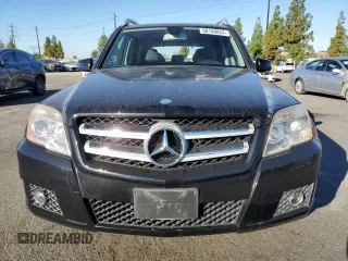 2010 Mercedes-Benz GLK 350 with VIN WDCGG8HB8AF329973, listed as a Copart auction lot 68148024 with 143,503 mi miles and Salvage Title. Bid and sale history available at DreamBid. Image 5.