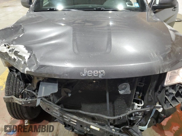 2020 Jeep Grand Cherokee Laredo E with VIN 1C4RJFAG6LC137885, listed as a Copart auction lot 43709025 with 83,326 mi miles and Salvage Title. Bid and sale history available at carsss.com. Image 12.