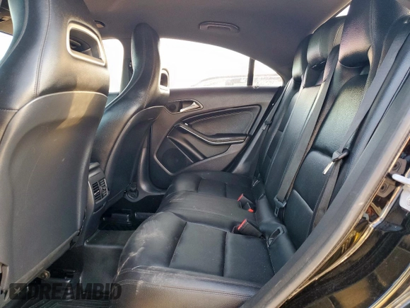 2014 Mercedes-Benz CLA 250 with VIN WDDSJ4EB5EN147700, listed as a Copart auction lot 57957115 with 135,229 mi miles and Salvage title. Bid and sale history available at DreamBid. Image 10.