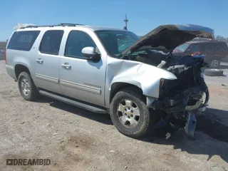 2012 Chevrolet Suburban LT with VIN 1GNSKJE76CR130984, listed as a IAAI auction lot 41899749 with NaN miles. Bid and sale history available at carsss.com. Image 1.