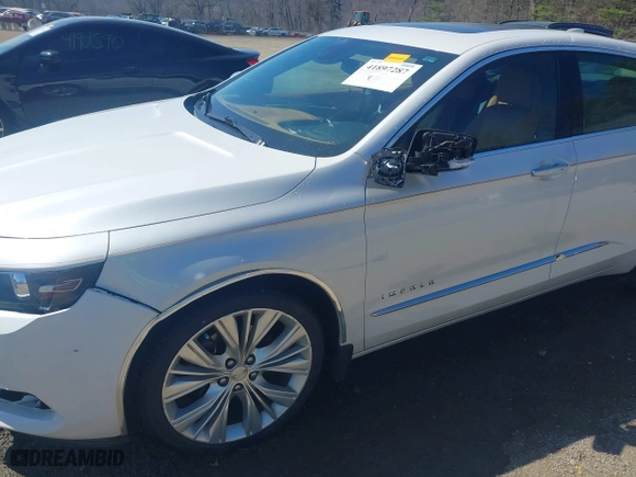 2015 Chevrolet Impala LTZ with VIN 1G1165S37FU131864, listed as a IAAI auction lot 41897287 with 81,307 mi miles. Bid and sale history available at carsss.com. Image 19.