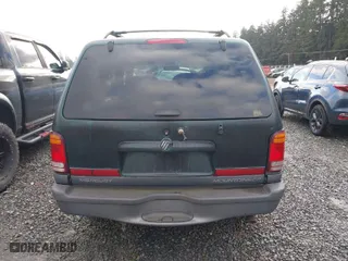2000 Mercury Mountaineer with VIN 4M2ZU86P0YUJ05005, listed as a IAAI auction lot 41361318 with 208,644 mi miles. Bid and sale history available at carsss.com. Image 16.