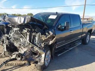 2015 GMC Sierra 2500HD available WiFi Denali with VIN 1GT120E81FF147611, listed as a IAAI auction lot 41536669 with 1 mi miles. Bid and sale history available at carsss.com. Image 6.