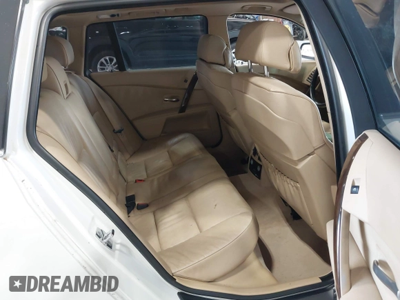 2007 BMW 5 Series 530xi with VIN WBANN73507CN03752, listed as a IAAI auction lot 42786572 with 250,683 mi miles and . Bid and sale history available at DreamBid. Image 8.