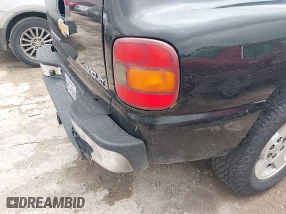 2005 Chevrolet Silverado 1500 Z71 with VIN 1GCEK19B95Z142179, listed as a IAAI auction lot 42203353 with 225,869 mi miles and . Bid and sale history available at DreamBid. Image 6.