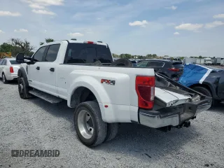2021 Ford F-450 XL with VIN 1FT8W4DT5MEC57242, listed as a Copart auction lot 54353575 with 227,281 mi miles and Salvage title. Bid and sale history available at DreamBid. Image 2.