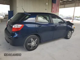 2011 Toyota Matrix z VIN 2T1KU4EE8BC736248, wystawiony jako Copart lot #58815295 z przebiegiem 104 006 mil mil oraz Szkody całkowita. Historia ofert i sprzedaży dostępna na DreamBid. Obrazek 3.
