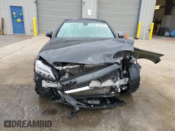 2019 Mercedes-Benz C 300 z VIN WDDWJ8EBXKF837960, wystawiony jako Copart lot #53972945 z przebiegiem 47 660 mil mil oraz Szkoda całkowita • Salvage title. Historia ofert i sprzedaży dostępna na DreamBid. Obrazek 5.