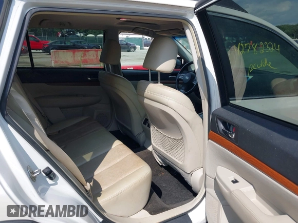 2014 Subaru Outback Limited with VIN 4S4BRBLC2E3309969, listed as a IAAI auction lot 42782324 with 187,771 mi miles and . Bid and sale history available at DreamBid. Image 8.