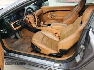 2015 Maserati GranTurismo Sport с VIN ZAM45VLA7F0141088, выставлен на аукционе Copart как лот 42496054 с пробегом 35 451 миль миль и . История ставок и продаж доступна на DreamBid. Изображение 7.