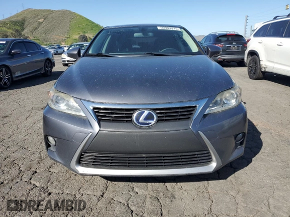 2015 Lexus CT 200h z VIN JTHKD5BH3F2212187, wystawiony jako Copart lot #50903375 z przebiegiem 222 749 mil mil oraz Tytuł czysty. Historia ofert i sprzedaży dostępna na DreamBid. Obrazek 5.