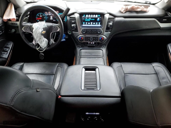 2018 Chevrolet Tahoe Premier with VIN 1GNSCCKC1JR139230, listed as a Copart auction lot 85649304 with 86,237 mi miles and Salvage Title. Bid and sale history available at carsss.com. Image 8.