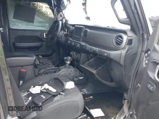 2021 Jeep Gladiator 80th Anniversary с VIN 1C6HJTAG4ML549497, выставлен на аукционе IAAI как лот 42128741 с пробегом Не указан миль и . История ставок и продаж доступна на DreamBid. Изображение 5.