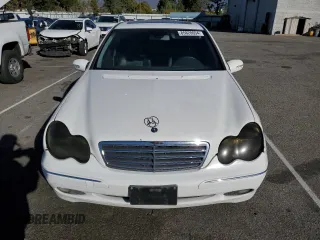 2001 Mercedes-Benz C 320 with VIN WDBRF64J91F094307, listed as a Copart auction lot 85820654 with 235,141 mi miles and Salvage Title. Bid and sale history available at DreamBid. Image 5.