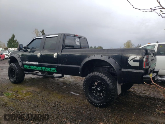 2003 Ford F-350 XL z VIN 1FTSW31P13EC37897, wystawiony jako Copart lot #50822185 z przebiegiem Nie podano mil oraz Czysty tytuł • Clean title. Historia ofert i sprzedaży dostępna na DreamBid. Obrazek 2.