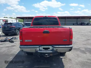 2005 Ford F-250 XL z VIN 1FTSW21P15EB14467, wystawiony jako IAAI lot #42254849 z przebiegiem 191 434 mil mil oraz . Historia ofert i sprzedaży dostępna na DreamBid. Obrazek 16.