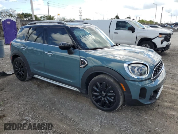 2024 MINI Countryman Cooper S with VIN WMZ53BR05R3S17034, listed as a Copart auction lot 44859915 with 20,298 mi miles and Salvage Title. Bid and sale history available at carsss.com. Image 4.