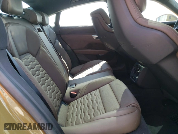 2022 Audi e-tron GT Prestige z VIN WAUDJBFW7N7009179, wystawiony jako Copart lot #53146264 z przebiegiem 17 798 mil mil oraz . Historia ofert i sprzedaży dostępna na DreamBid. Obrazek 10.