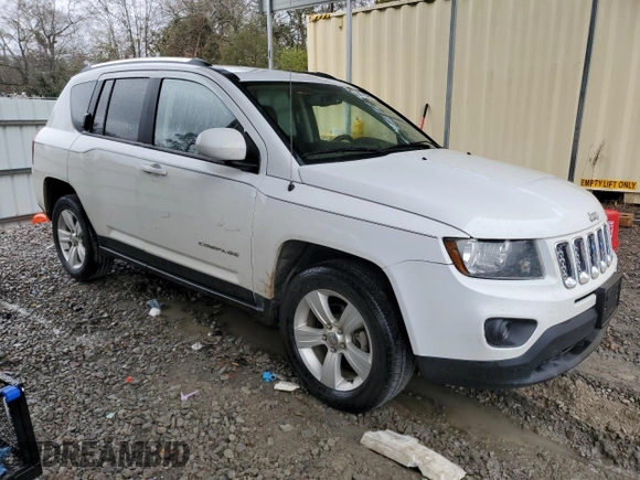 2014 Jeep Compass Latitude with VIN 1C4NJCEB6ED659912, listed as a Copart auction lot 84479464 with 187,311 mi miles and Salvage Title. Bid and sale history available at carsss.com. Image 4.