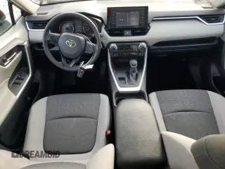 2021 Toyota RAV4 XLE z VIN 2T3W1RFV2MW176273, wystawiony jako Copart lot #62702095 z przebiegiem 37 934 mil mil oraz Szkoda całkowita • Salvage title. Historia ofert i sprzedaży dostępna na DreamBid. Obrazek 8.