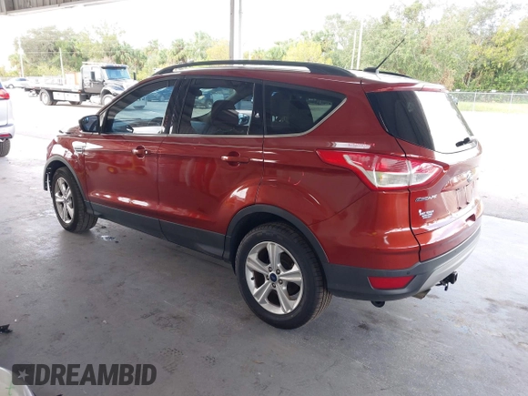2016 Ford Escape SE with VIN 1FMCU0GX1GUB12017, listed as a IAAI auction lot 40760172 with 174,572 mi miles. Bid and sale history available at carsss.com. Image 3.