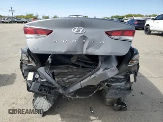 2018 Hyundai Sonata SE z VIN 5NPE24AF9JH655398, wystawiony jako Copart lot #54274075 z przebiegiem 82 601 mil mil oraz Szkoda całkowita • Salvage title. Historia ofert i sprzedaży dostępna na DreamBid. Obrazek 6.