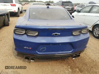 2021 Chevrolet Camaro ZL1 with VIN 1G1FK1R62M0106059, listed as a Copart auction lot 63438574 with 16,980 mi miles and Salvage Title. Bid and sale history available at carsss.com. Image 6.