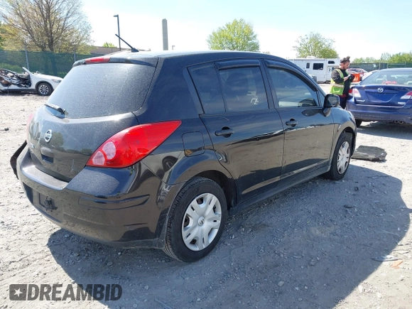 2011 Nissan Versa 1.8 S with VIN 3N1BC1CP8BL420418, listed as a IAAI auction lot 42098675 with 220,110 mi miles. Bid and sale history available at carsss.com. Image 4.