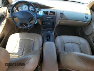 2000 Dodge Intrepid ES z VIN 2B3HD56J6YH373198, wystawiony jako Copart lot #55627115 z przebiegiem 111 624 mil mil oraz Szkoda całkowita • Salvage title. Historia ofert i sprzedaży dostępna na DreamBid. Obrazek 8.