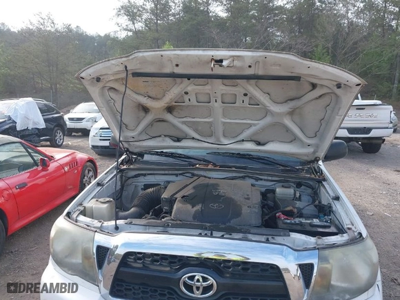 2011 Toyota Tacoma with VIN 3TMLU4EN3BM077216, listed as a IAAI auction lot 41916370 with 159,554 mi miles. Bid and sale history available at carsss.com. Image 10.