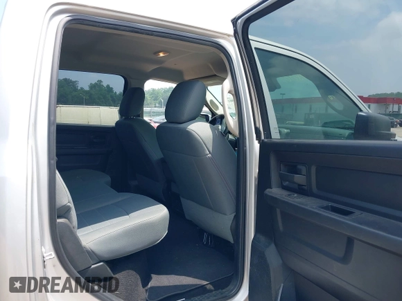 2016 Ram 1500 Tradesman z VIN 1C6RR7KG3GS305742, wystawiony jako IAAI lot #42548001 z przebiegiem 313 235 mil mil oraz . Historia ofert i sprzedaży dostępna na DreamBid. Obrazek 8.