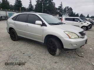 2005 Lexus RX 330 with VIN JTJHA31U250089738, listed as a Copart auction lot 70532434 with 196,009 mi miles and Salvage Title. Bid and sale history available at carsss.com. Image 4.