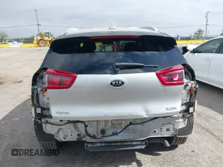 2018 Kia Niro EX with VIN KNDCC3LC6J5148315, listed as a IAAI auction lot 42074938 with 120,117 mi miles and . Bid and sale history available at DreamBid. Image 17.