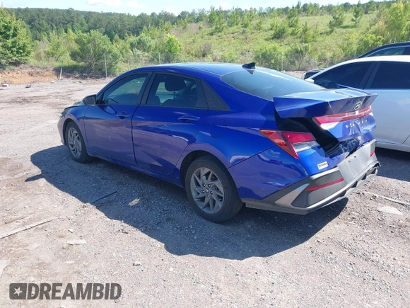 2024 Hyundai Elantra SEL with VIN KMHLM4DG9RU751809, listed as a IAAI auction lot 42146662 with 8,942 mi miles and . Bid and sale history available at DreamBid. Image 3.