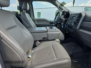 2018 Ford F-250 XLT with VIN 1FTBF2B61JEB24898, listed as a IAAI auction lot 42854197 with 108,352 mi miles and . Bid and sale history available at DreamBid. Image 6.