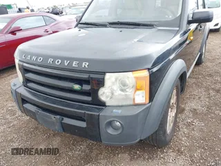 2006 Land Rover LR3 SE z VIN SALAE254X6A400611, wystawiony jako IAAI lot #42184061 z przebiegiem 161 517 mil mil oraz . Historia ofert i sprzedaży dostępna na DreamBid. Obrazek 6.