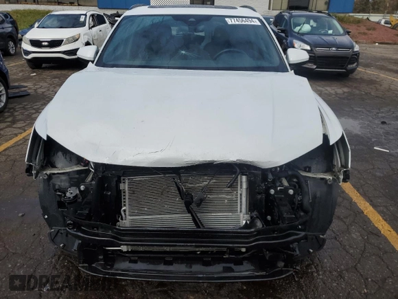 2022 Audi Q3 S line Premium Plus with VIN WA1EECF31N1058219, listed as a Copart auction lot 77456494 with 38,874 mi miles and Salvage Title. Bid and sale history available at carsss.com. Image 5.