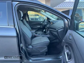 2018 Ford Escape SE with VIN 1FMCU9GD8JUA76991, listed as a Copart auction lot 52815245 with 213,827 mi miles and Clean Title. Bid and sale history available at carsss.com. Image 5.