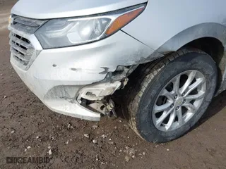 2019 Chevrolet Equinox LT with VIN 2GNAXKEV8K6110828, listed as a IAAI auction lot 41642376 with 84,825 mi miles. Bid and sale history available at carsss.com. Image 6.