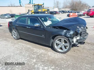 2008 Chrysler 300 Touring with VIN 2C3KA53G58H303931, listed as a IAAI auction lot 41612004 with 1 mi miles. Bid and sale history available at carsss.com. Image 1.