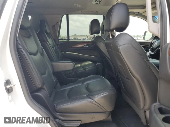 2017 Cadillac Escalade Luxury z VIN 1GYS3BKJ1HR185436, wystawiony jako Copart lot #55443125 z przebiegiem 142 645 mil mil oraz Szkoda całkowita • Salvage title. Historia ofert i sprzedaży dostępna na DreamBid. Obrazek 11.