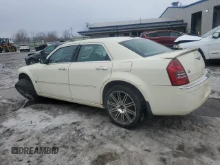 2005 Chrysler 300 with VIN 2C3AA63H85H635805, listed as a Copart auction lot 47992375 with 183,035 mi miles and Salvage Title. Bid and sale history available at carsss.com. Image 2.