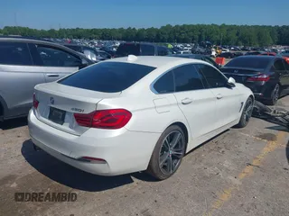 2019 BMW 4 Series 430i z VIN WBA4J1C5XKBM17853, wystawiony jako IAAI lot #39758988 z przebiegiem 38 520 mil mil oraz . Historia ofert i sprzedaży dostępna na DreamBid. Obrazek 4.