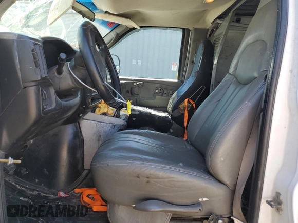 2006 Chevrolet Express Cargo с VIN 1GCGG25VX61101124, выставлен на аукционе Copart как лот 56374765 с пробегом 236 178 миль миль и Списание • Salvage title. История ставок и продаж доступна на DreamBid. Изображение 7.