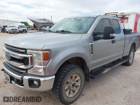 2020 Ford F-250 XL z VIN 1FT7X2B61LED95952, wystawiony jako IAAI lot #42186832 z przebiegiem 119 083 mil mil oraz . Historia ofert i sprzedaży dostępna na DreamBid. Obrazek 2.