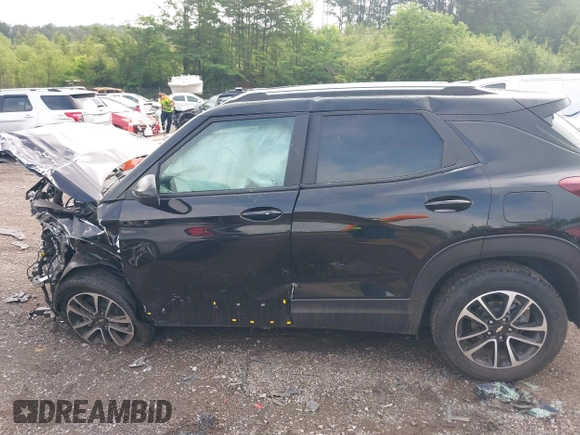 2025 Chevrolet TrailBlazer LT with VIN KL79MPSP8SB125914, listed as a IAAI auction lot 42152829 with Not Provided miles and . Bid and sale history available at DreamBid. Image 13.